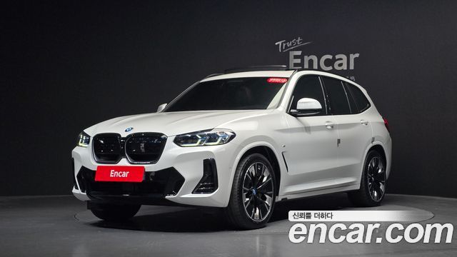 BMW iX3 M Sports - фото 0