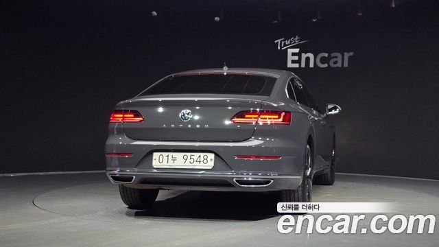 Volkswagen Arteon 2.0 TDI Premium - фото 3