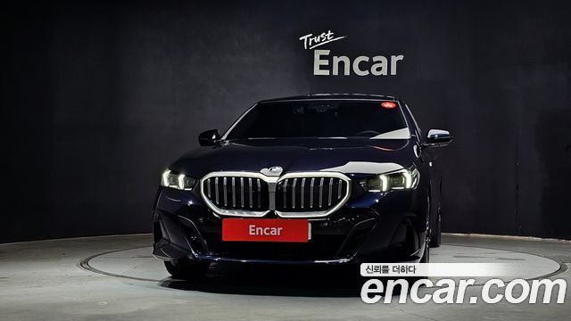 BMW 5-Series G60 523d M Sport - фото 2