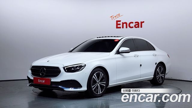 Mercedes-Benz E-Class W213 E250 Avantgarde - фото 0