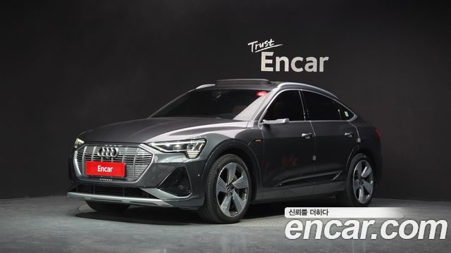 Audi e-Tron 55 Quattro Sportback - фото 0