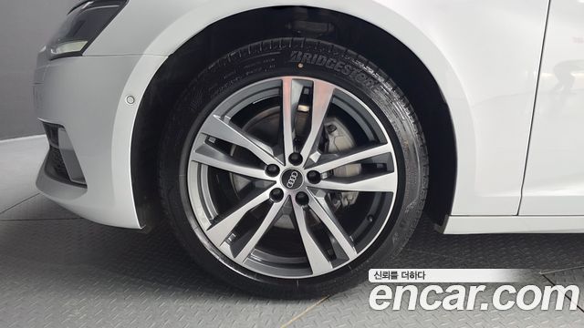 Audi A6 C8 45 TFSI - фото 4