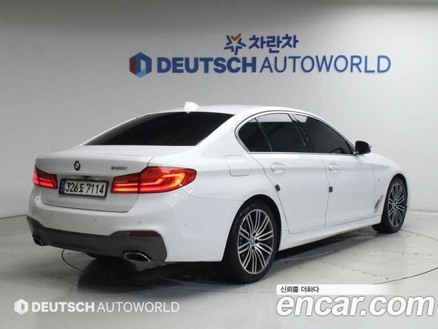 BMW 5-Series G30 530i M Sport Package Plus - фото 1