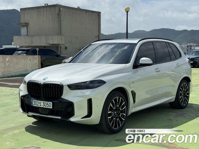 BMW X5 G05 xDrive 50e M Sport - фото 0