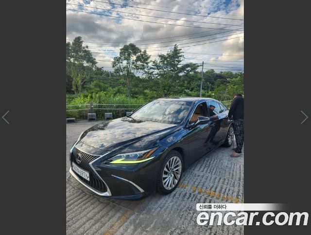 Lexus ES 7-го поколения Executive - фото 1