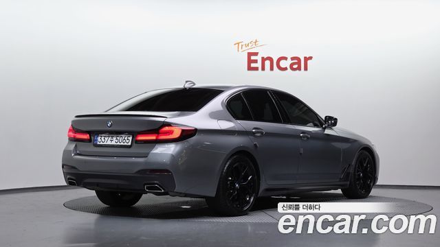 BMW 5-Series G30 530i M Sport Package - фото 1