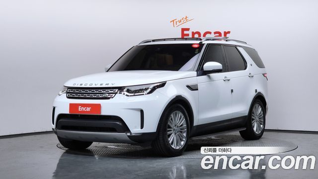 Land Rover Discovery 3.0 SD6 HSE Luxury - фото 0