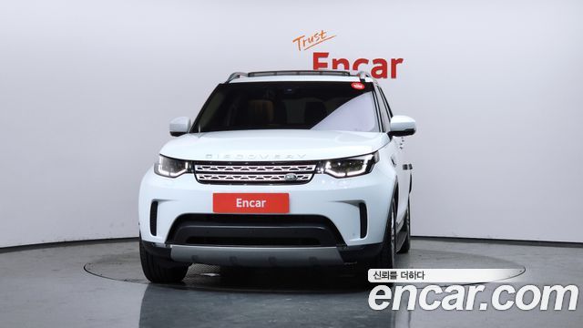 Land Rover Discovery 3.0 SD6 HSE Luxury - фото 2