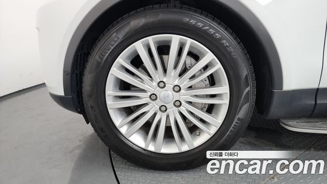 Land Rover Discovery 3.0 SD6 HSE Luxury - фото 4