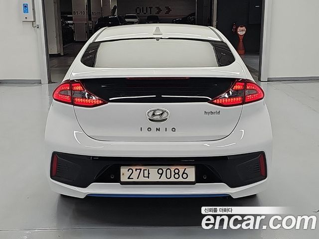 Hyundai Ioniq гибрид Q - фото 2