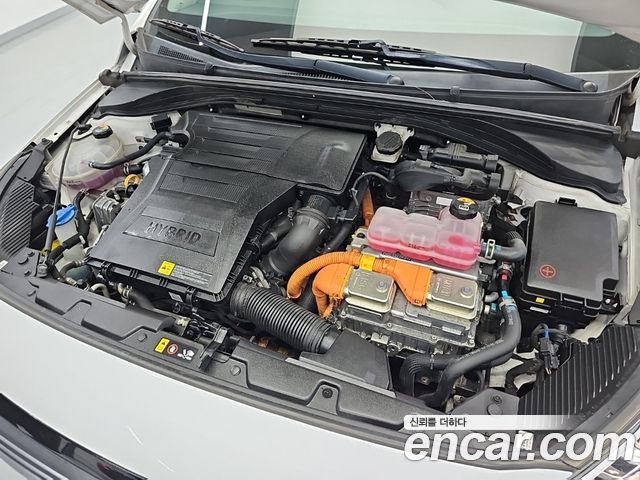 Hyundai Ioniq гибрид Q - фото 4