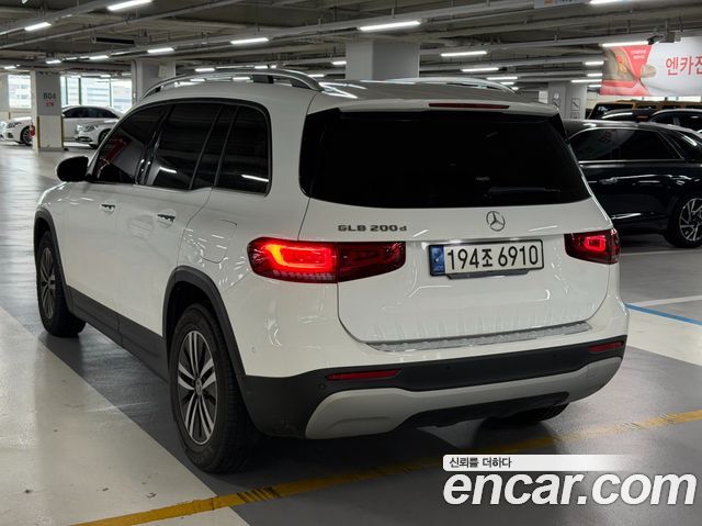 Mercedes-Benz GLB-Class X247 GLB200 d - фото 3