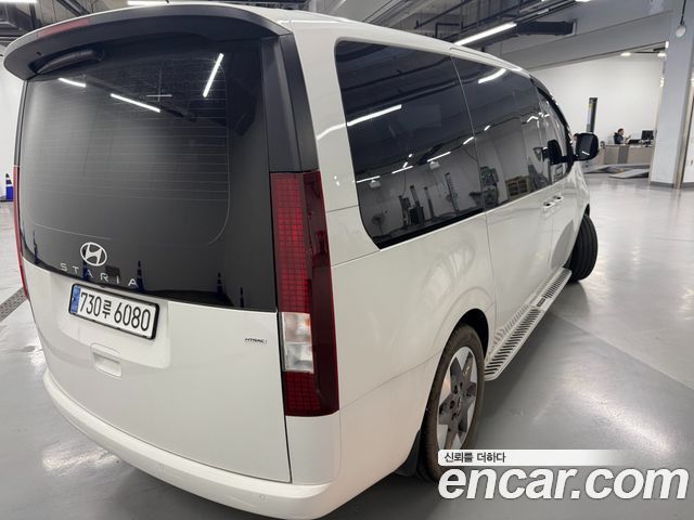 Hyundai Staria 4WD Tourer 11-Seater Modern - фото 3
