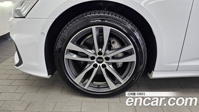 Audi A6 C8 45 TFSI Premium - фото 4