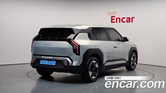 Kia EV3 Long Range 2WD AIr - фото 1