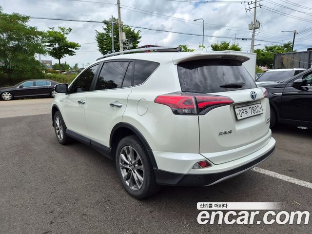 Toyota RAV4 2.5 4WD Hybrid 4th - фото 3
