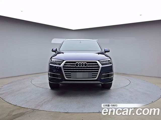 Audi Q7 45 TFSI Quattro - фото 2