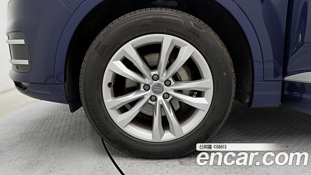 Audi Q7 45 TFSI Quattro - фото 4