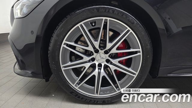Mercedes-Benz AMG GT 4Door 43 4MATIC+ - фото 3