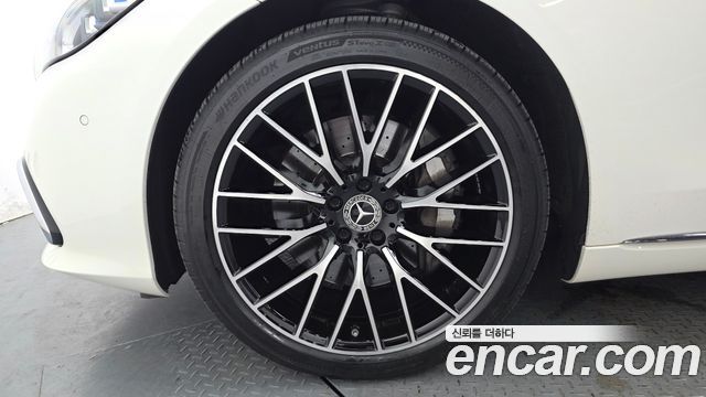Mercedes-Benz S-Class W223 S580L 4MATIC - фото 4