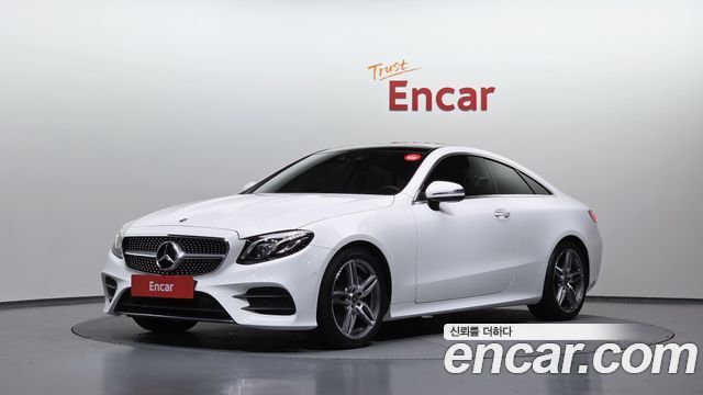 Mercedes-Benz E-Class W213 E220d Coupe - фото 0