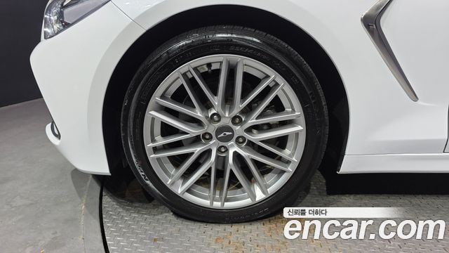 Genesis G70 2.2D Elite - фото 3