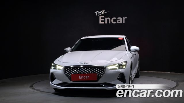 Genesis G70 2.0T Elite - фото 2