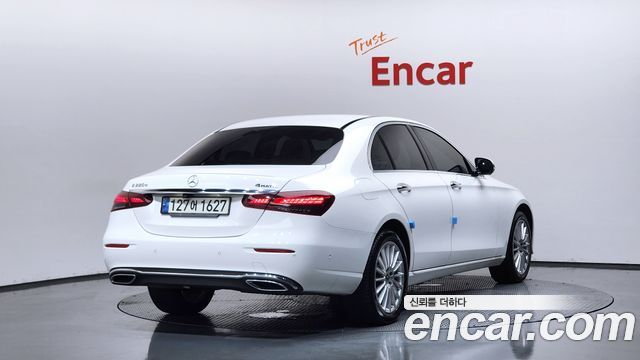 Mercedes-Benz E-Class W213 E220d 4MATIC Exclusive - фото 1