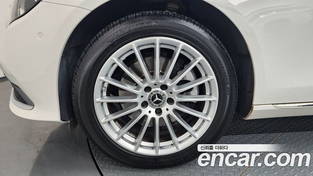 Mercedes-Benz E-Class W213 E220d 4MATIC Exclusive - фото 4