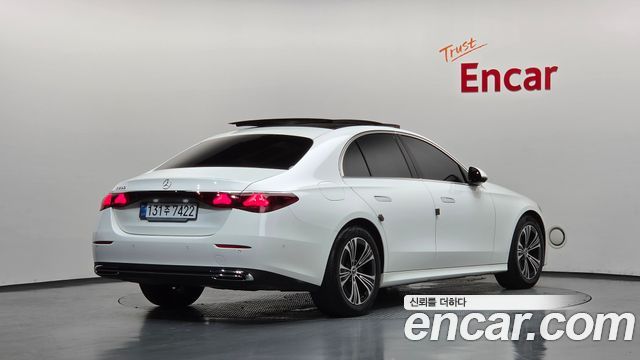Mercedes-Benz E-Class W214 E200 Avantgarde - фото 1