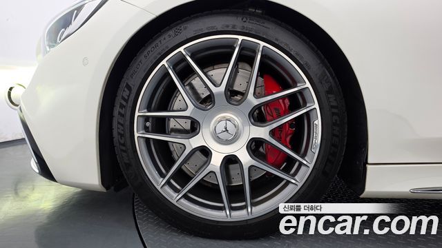 Mercedes-Benz S-Class W222 S63 AMG 4MATIC+ Coupe - фото 4