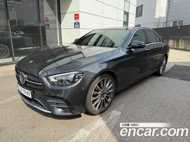 Mercedes-Benz E-Class W213 E350 4MATIC AMG Line - фото 0