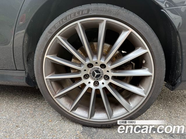 Mercedes-Benz E-Class W213 E350 4MATIC AMG Line - фото 4