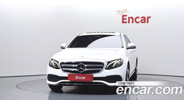 Mercedes-Benz E-Class W213 E300 Avantgarde - фото 2