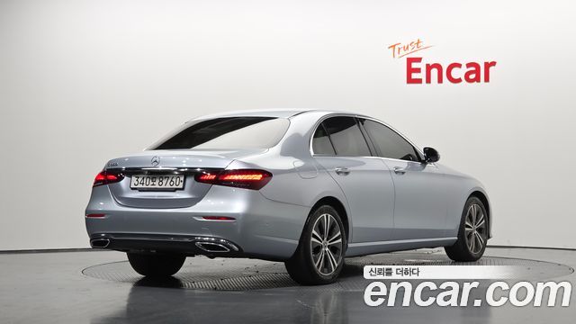 Mercedes-Benz E-Class W213 E250 Avantgarde - фото 1