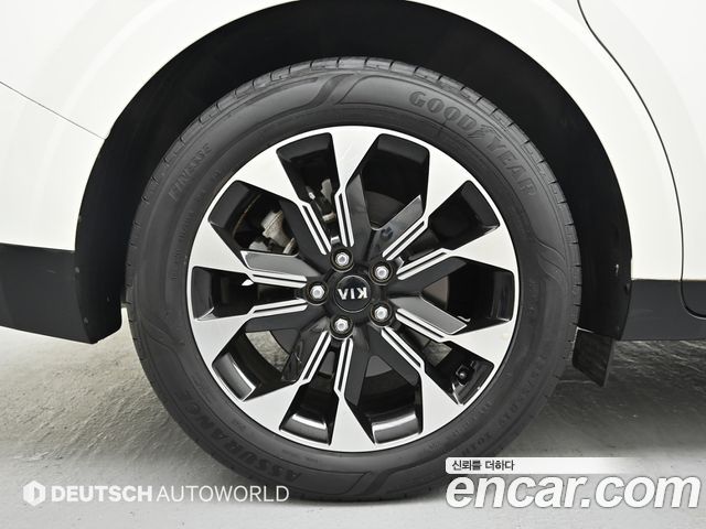 Kia Carnival 4-го поколения 9-Seater Noblesse - фото 4