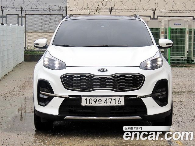 Kia Sportage The Bold Diesel 2.0 2WD Inteligent - фото 0
