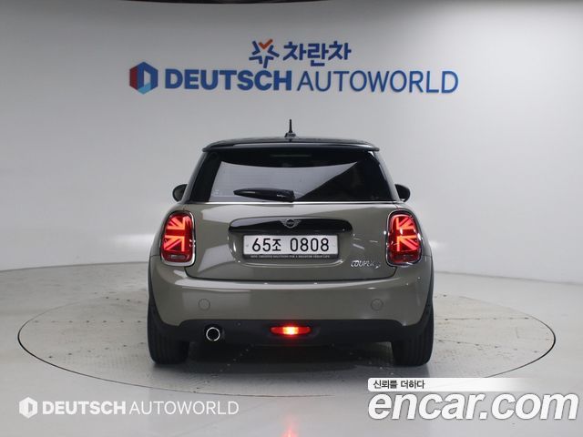 Mini Cooper D HIGH 3rd - фото 3