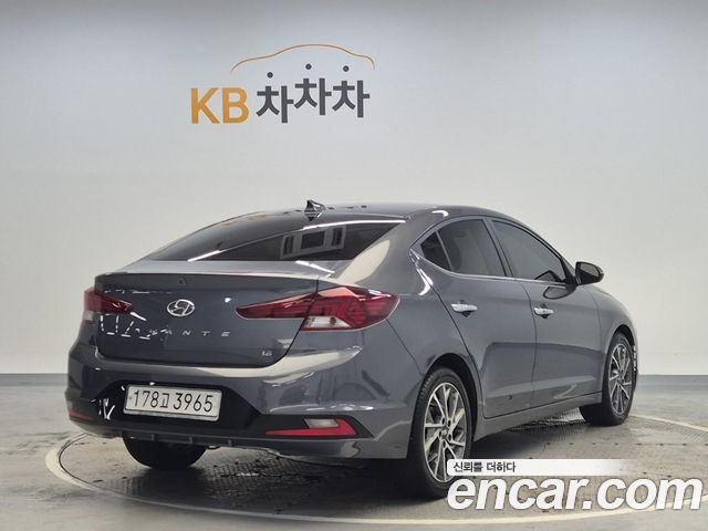 Hyundai Avante Новый AD 1.6 Premium - фото 2
