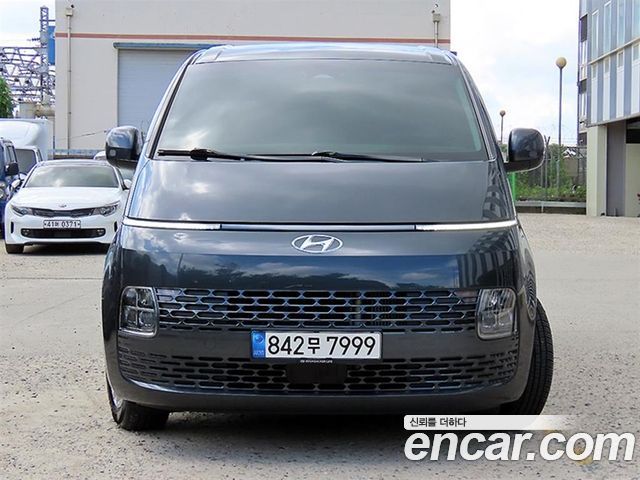Hyundai Staria Cargo 5-Seater Modern - фото 1