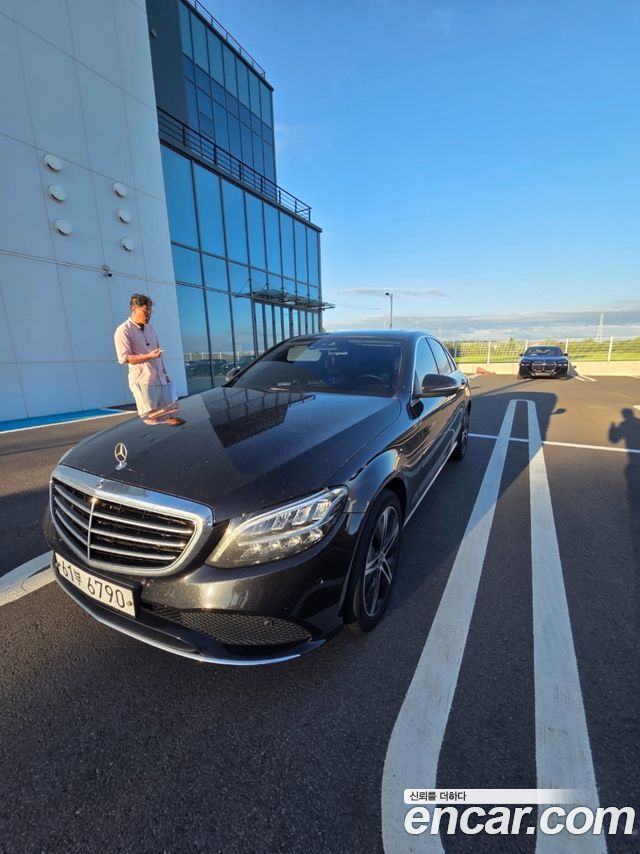 Mercedes-Benz C-Class W205 C220 d 4MATIC Exclusive - фото 1