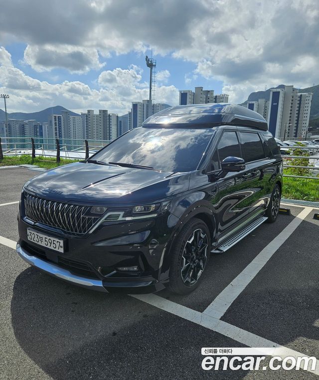 Kia Carnival 4-го поколения 7-Seater Hi-Limousine Signature - фото 0