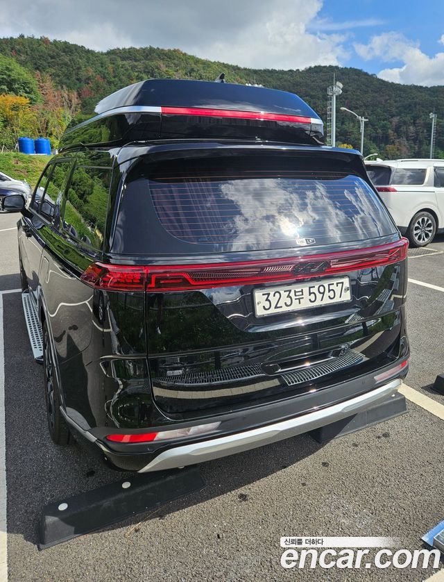 Kia Carnival 4-го поколения 7-Seater Hi-Limousine Signature - фото 1