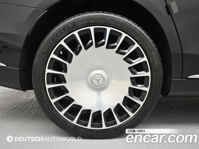 Mercedes-Benz S-Class W222 Maybach S560 4MATIC - фото 4
