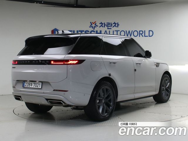 Land Rover Range Rover Sport 3-го поколения P360 HSE Dynamic - фото 1