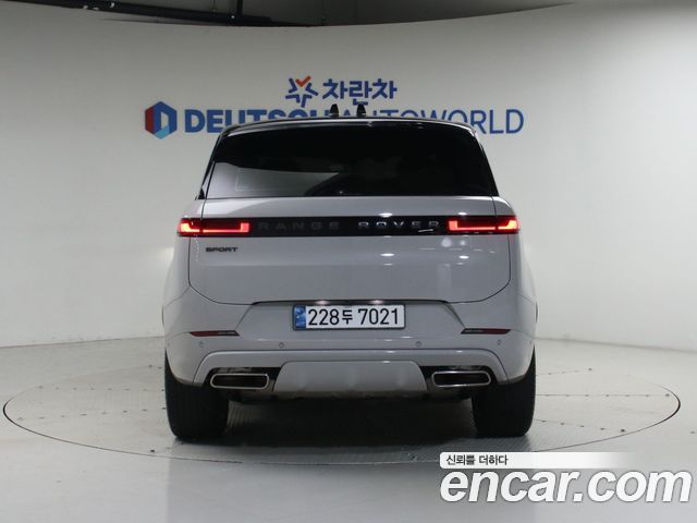Land Rover Range Rover Sport 3-го поколения P360 HSE Dynamic - фото 3