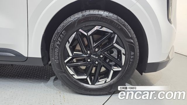 Kia Carnival Новый 4-го поколения Gasoline 9-Seater Prestige - фото 4