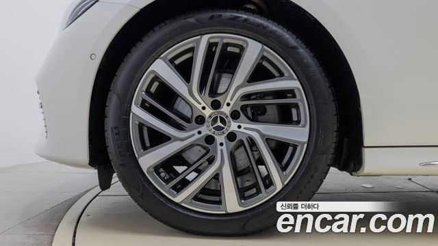 Mercedes-Benz E-Class W214 E220d 4MATIC Exclusive - фото 4