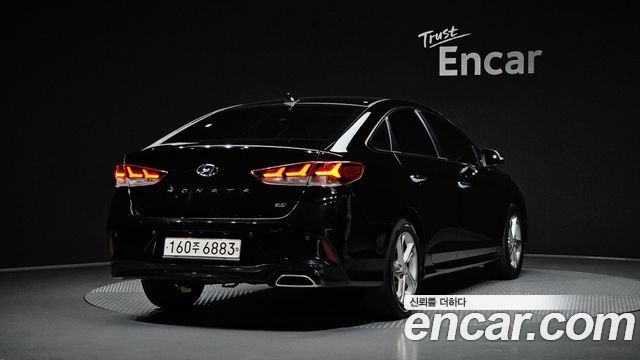 Hyundai Sonata 2.0 Smart Spicial - фото 1