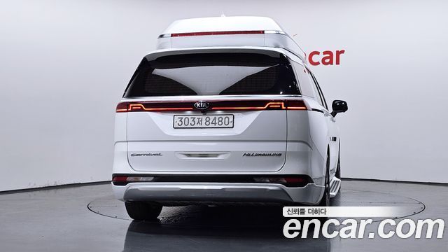 Kia Carnival 4-го поколения Gasoline 9-Seater Hi-Limousine Signature - фото 3
